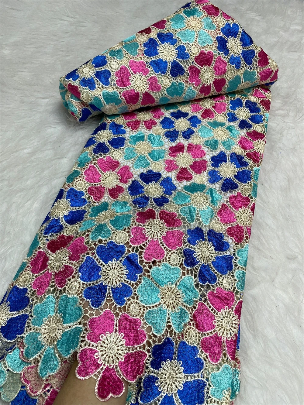 

New Froal African Cord Lace Fabric 2023 High Quality Water Soluble Nigerian French Guipure Cord Lace For Wedding Sewing 5 Yards