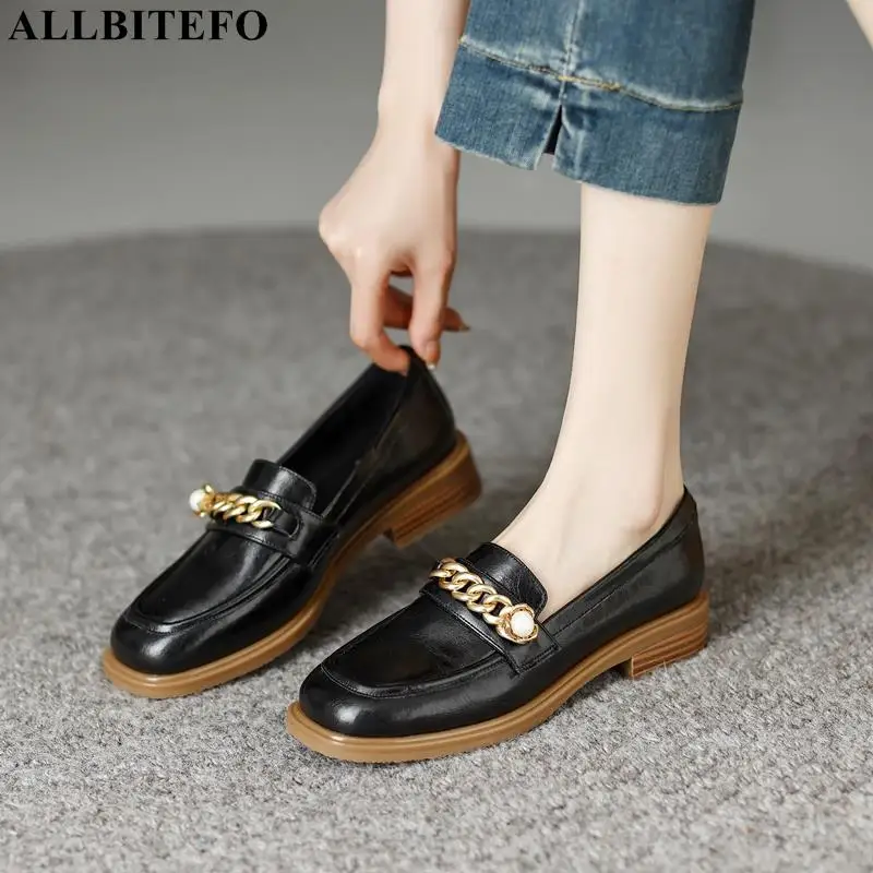 

Size 34-40 8 Years Old Shop Chain Design Real Genuine Leather Female Women Heels Shoes Fashion Woman Low Heel Shoes Easy To Walk