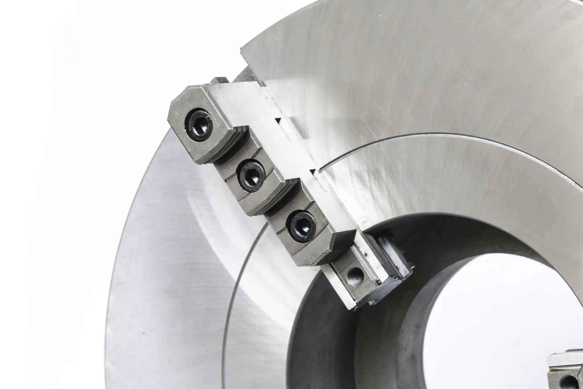 315 мм ~ 1000 Серия C короткий цилиндрический монтажный центр жесткая губка три губки