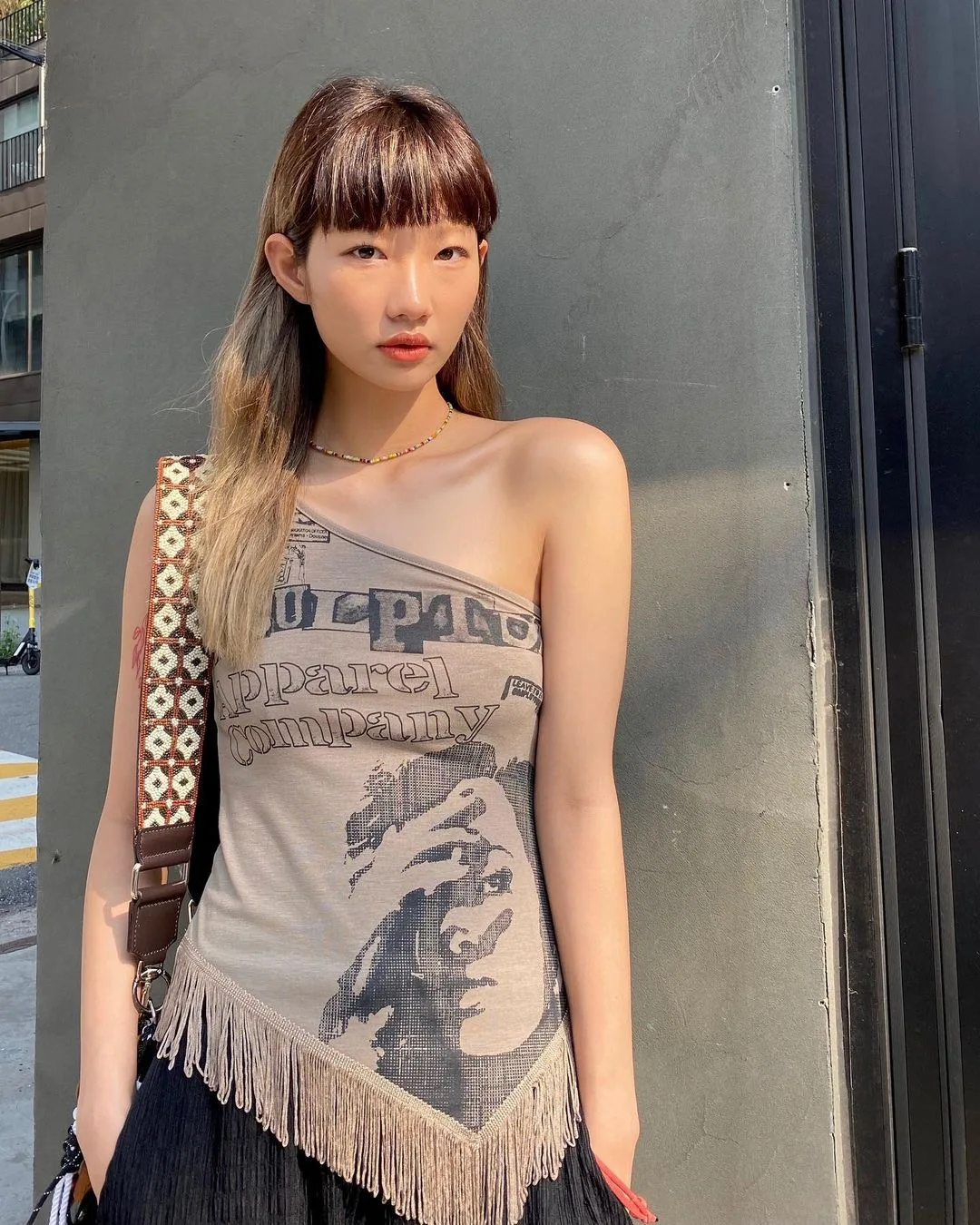 

New Design Classic Retro Summer Vest Asymmetric Character Print Tassels One Shoulder Sexy Bohemian Hot Girl Vest Suspender Tops