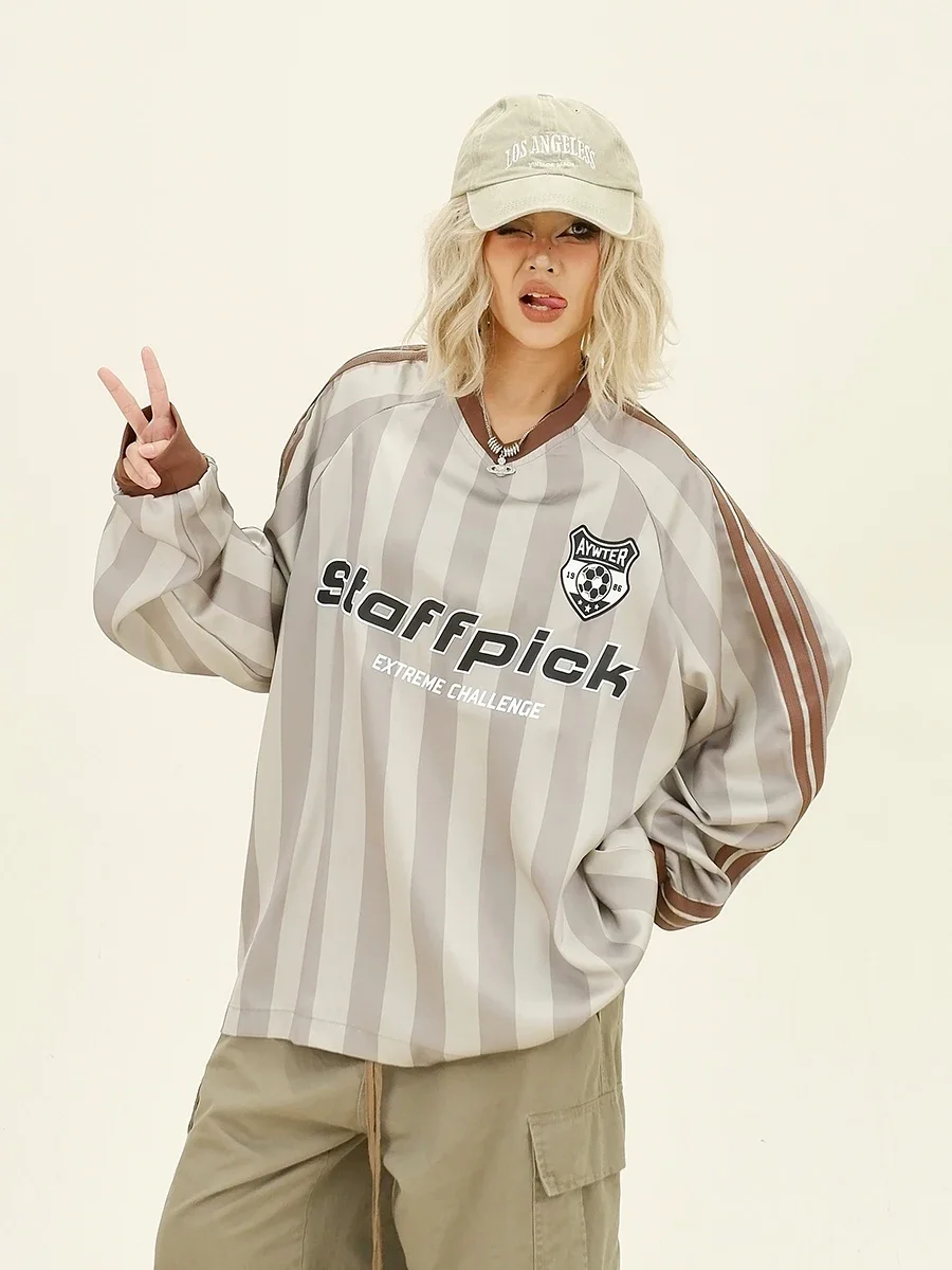 Футболка женская с длинным рукавом и оборками осень 2024