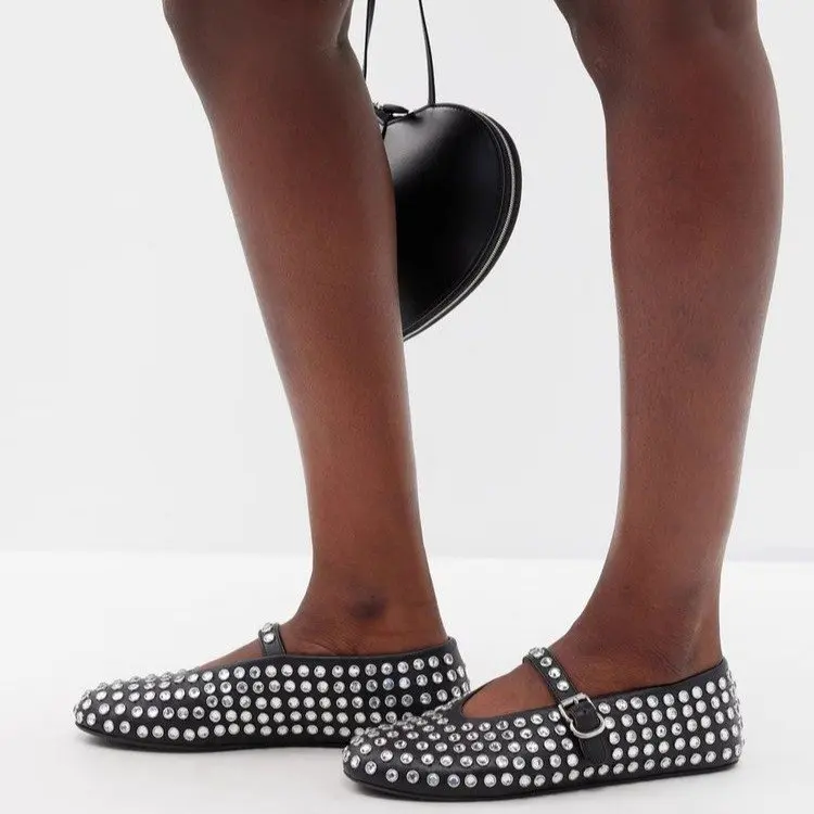 Рифленые простые женские туфли на плоской подошве стиль ретро новинка 2023 модные