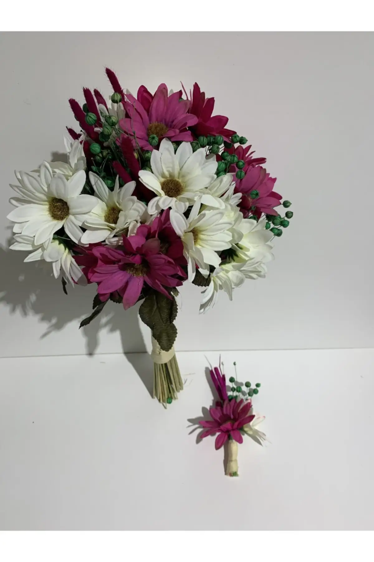 

Bridal Accessories Bridal Bridal Bouquet Daisy Bride Hand Flower And Groom boutononnwedding For Bride And Bride And Groom