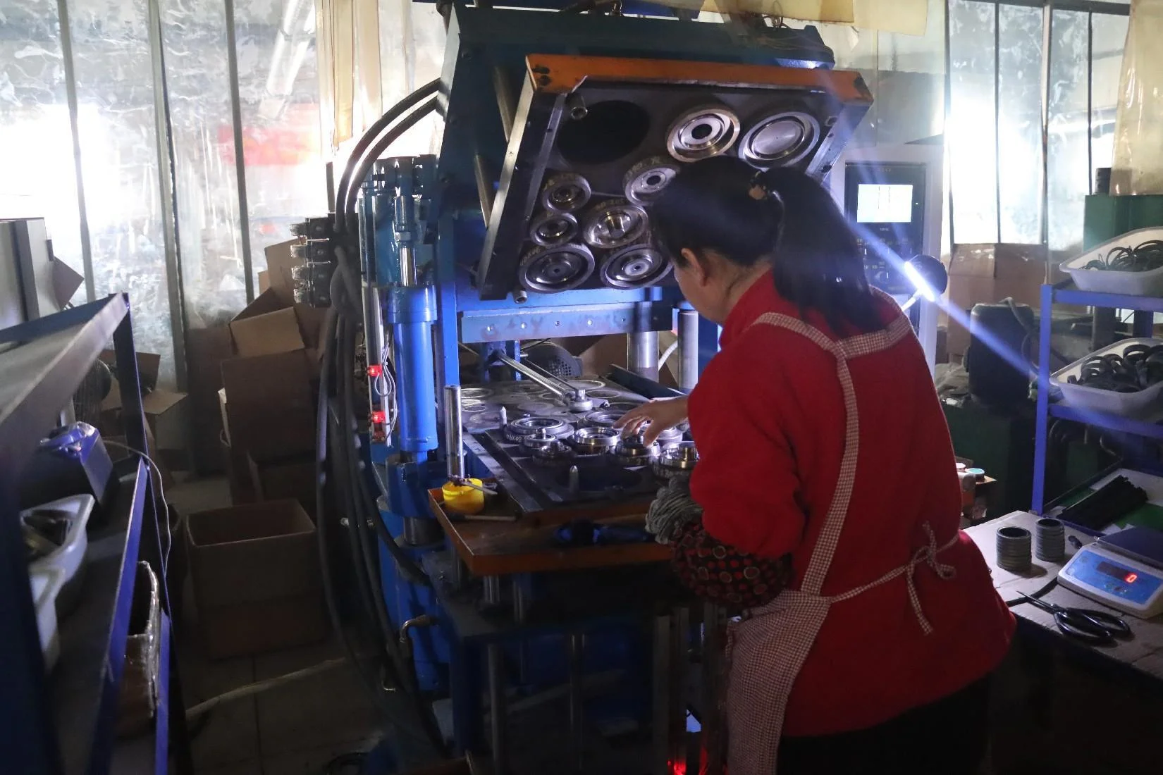 Сальник трактора марки PX RWDR KASSETTE OEM 12019116 Б 145*175*14 5/15 5 145X175X14 ISO 9001:2008