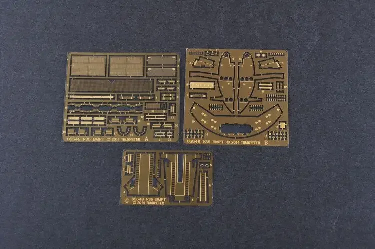 Модель Trumpeter 05548 1/35 Российская рамка Obj.199 BMPT RAE-2013/2015 2 в 1 Комплект пластиковой