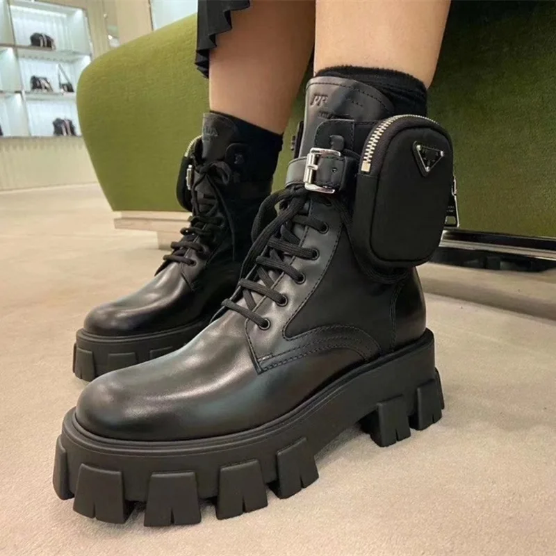 

Luxury Brand Design INS Hot-Selling Women's Shoes Motorcycle Boots Punkelegant Retro Triangle Black Boots Casual Short Boots