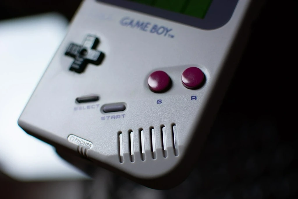 Фото Оригинальная японская игровая консоль Game Boy DMG-01 Classic Thick Console, модифицированная ретро-приставка с IPS-экраном высокой яркости и подсветкой. №3