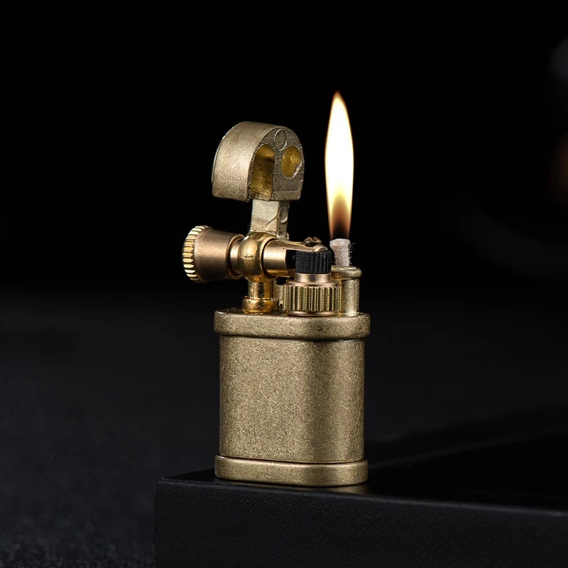 

Vintage Retro Flint Petr Oil Lighter Metal Unusual Kerosene Lighter Survival Gadgets Men's Smoking Accessories Collection Gifts