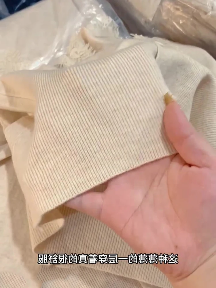 French sle Retro Gentle Wind Apricot Patchwork Lace V-neck Fleece Knit cardigan Autumn and Winter Women clothes Design Sens...