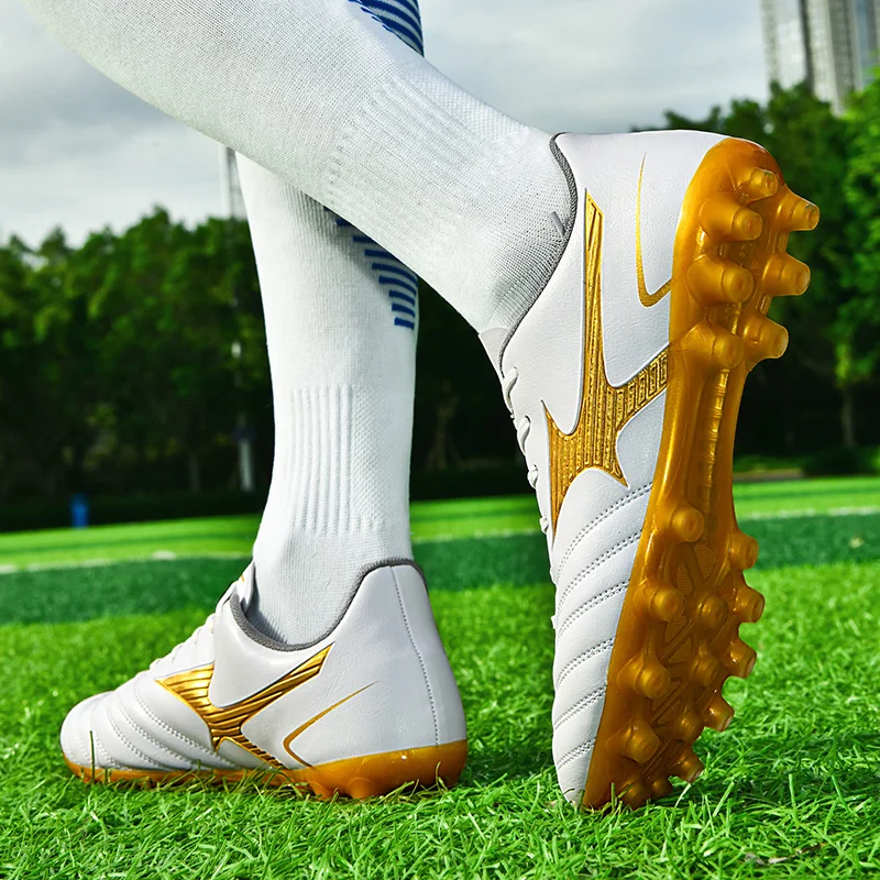 Men Soccer Shoes Adult Kids TF/FG High Ankle Football Boots Cleats Grass Training Sport Footwear 2022 Trend Men‘s Sneakers 35-45