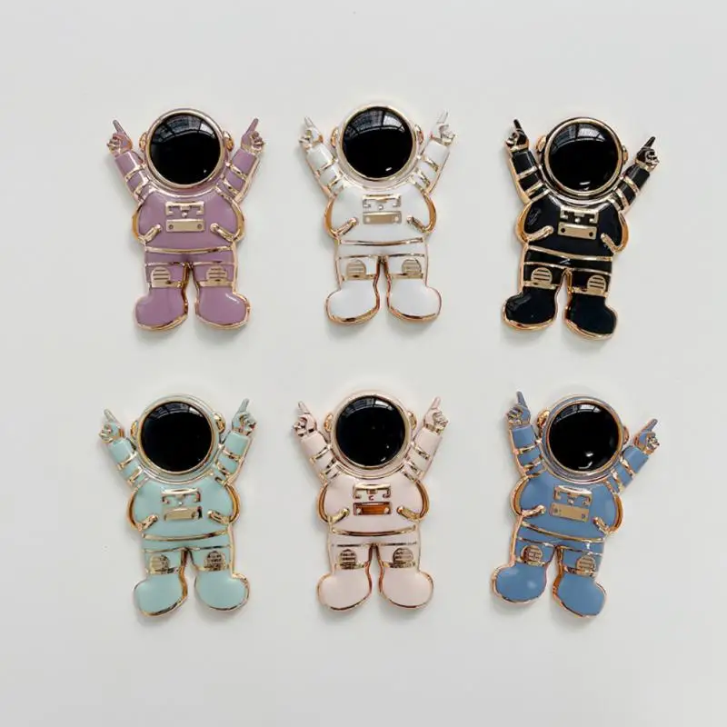 

Universal 3D Astronaut Universal Phone Finger Ring Holder Stand Lazy Sticker Cell Phone Bracket For IPhone Samsung Xiaomi