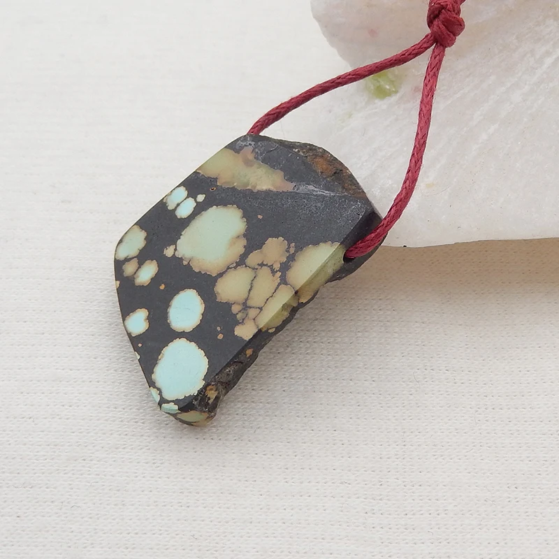 Natural Stone Turquoise Nugget Pendant Bead,26x21x5mm,6g Semiprecious Fashion Jewelry Necklace Accessories