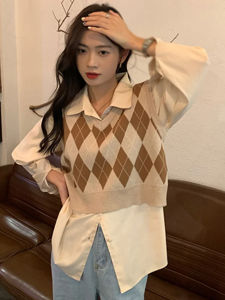 

Autumn Sweater Vest for Women V Neck Loose Fit Pullovers Knitted Vest Preppy Style Sleeveless Knitwear Top