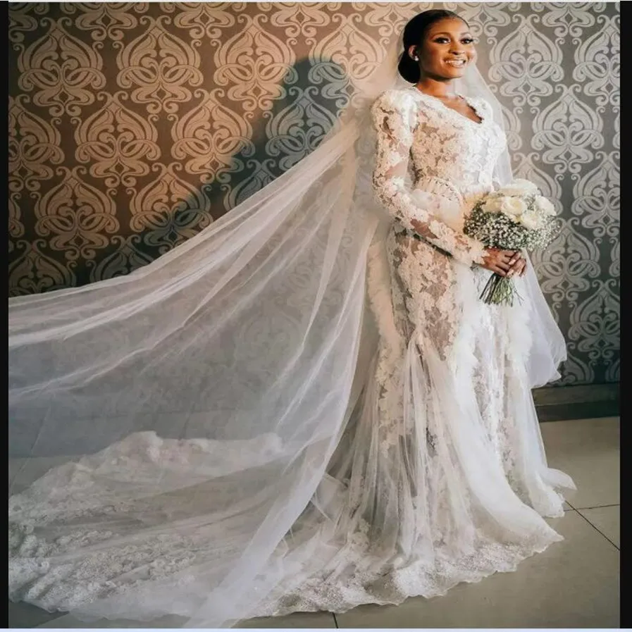 

Vintage Ruffles Plus Size Mermaid Wedding Dresses V Neck Long Sleeve Lace Appliqued Bridal Gowns Vestidos Elegantes Para Mujer