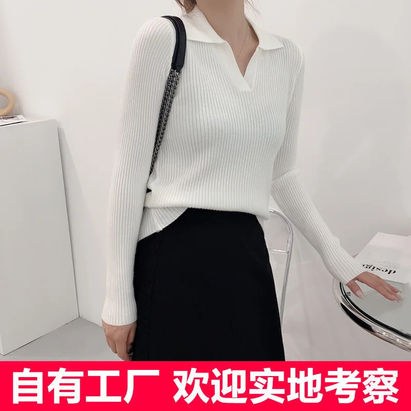 

Wear V-Neck long sleeve sweater inside and outside in autumn and winter