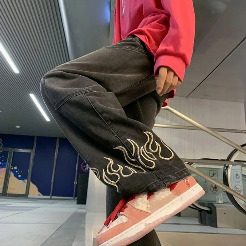 Fashion Flame Embroidery Mens Jeans Baggy Straight Denim Trousers Streetwear Casual Bottoms Hip Hop Pants Male Y2K Clothes