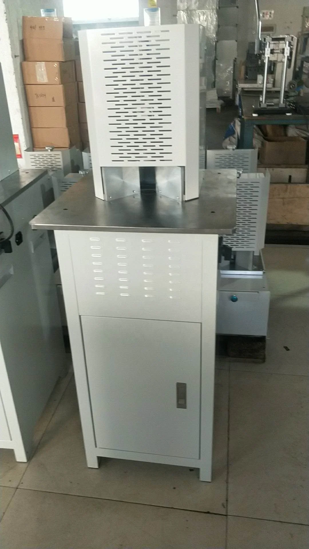 Для сверхмощного книжного углового резака CRE-805 круглого для визитных карточек