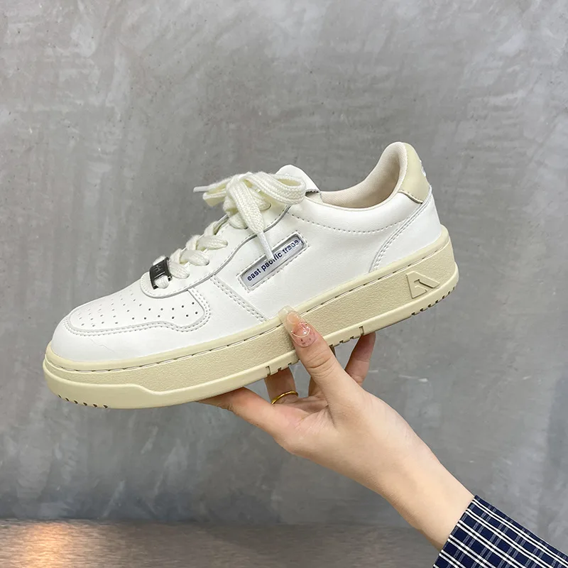 

Small white shoes female new spring and autumn round head retro sports women's shoes soft bottom old dad board shoes female