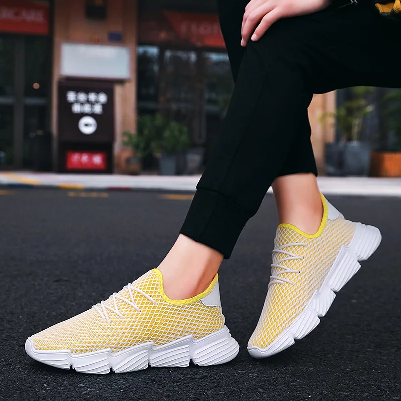 Summer Mesh Running Shoes Men Breathable Sports Shoes Lightweight Athletic Sneakers Men Outdoor Training Jogging Shoes For Men