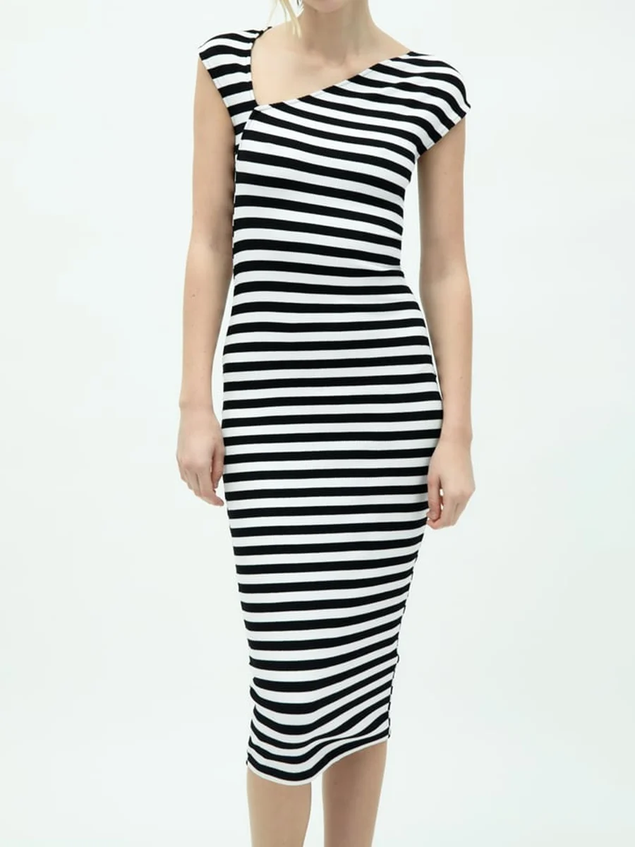 

Платье женское средней длины с диагональным воротником и коротким рукавом