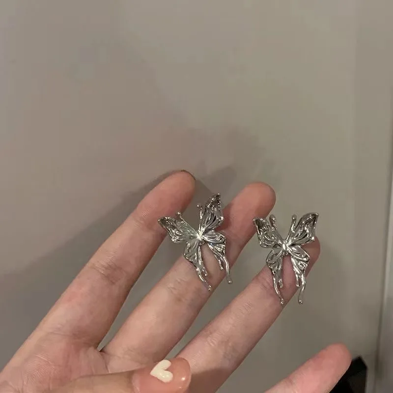 Женские серьги-гвоздики в виде бабочек серебряные металлические - купить по