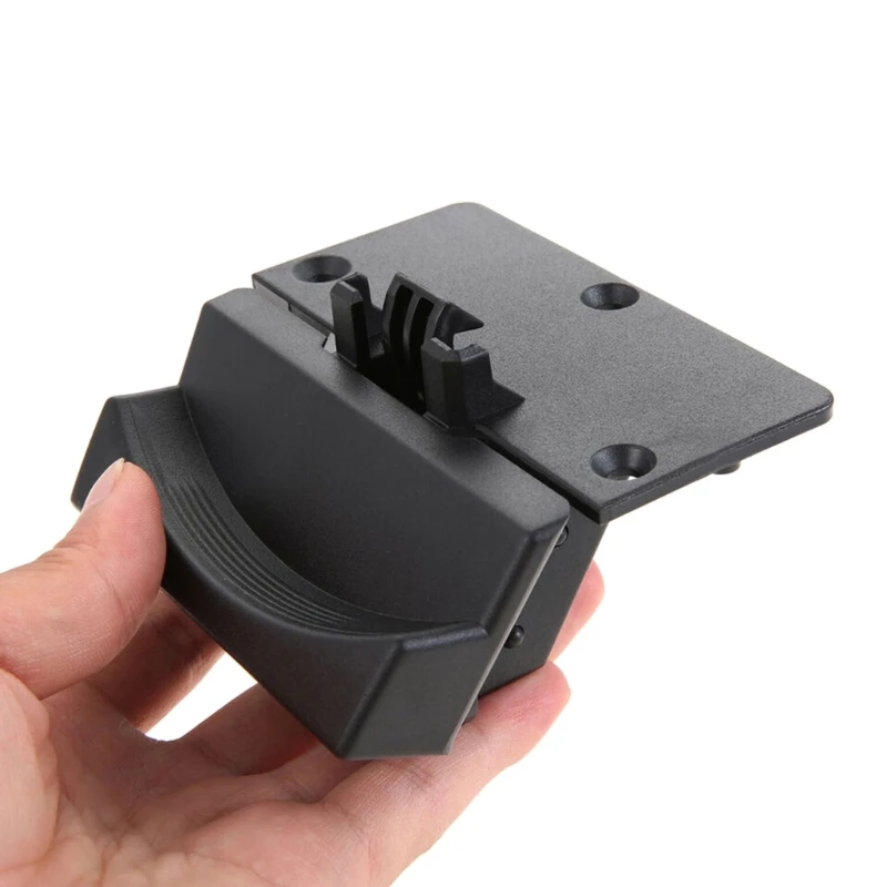 Зажим с защелкой подлокотника центральной консоли для 1500 2500 3500 13-18 5RQ83TX7AC