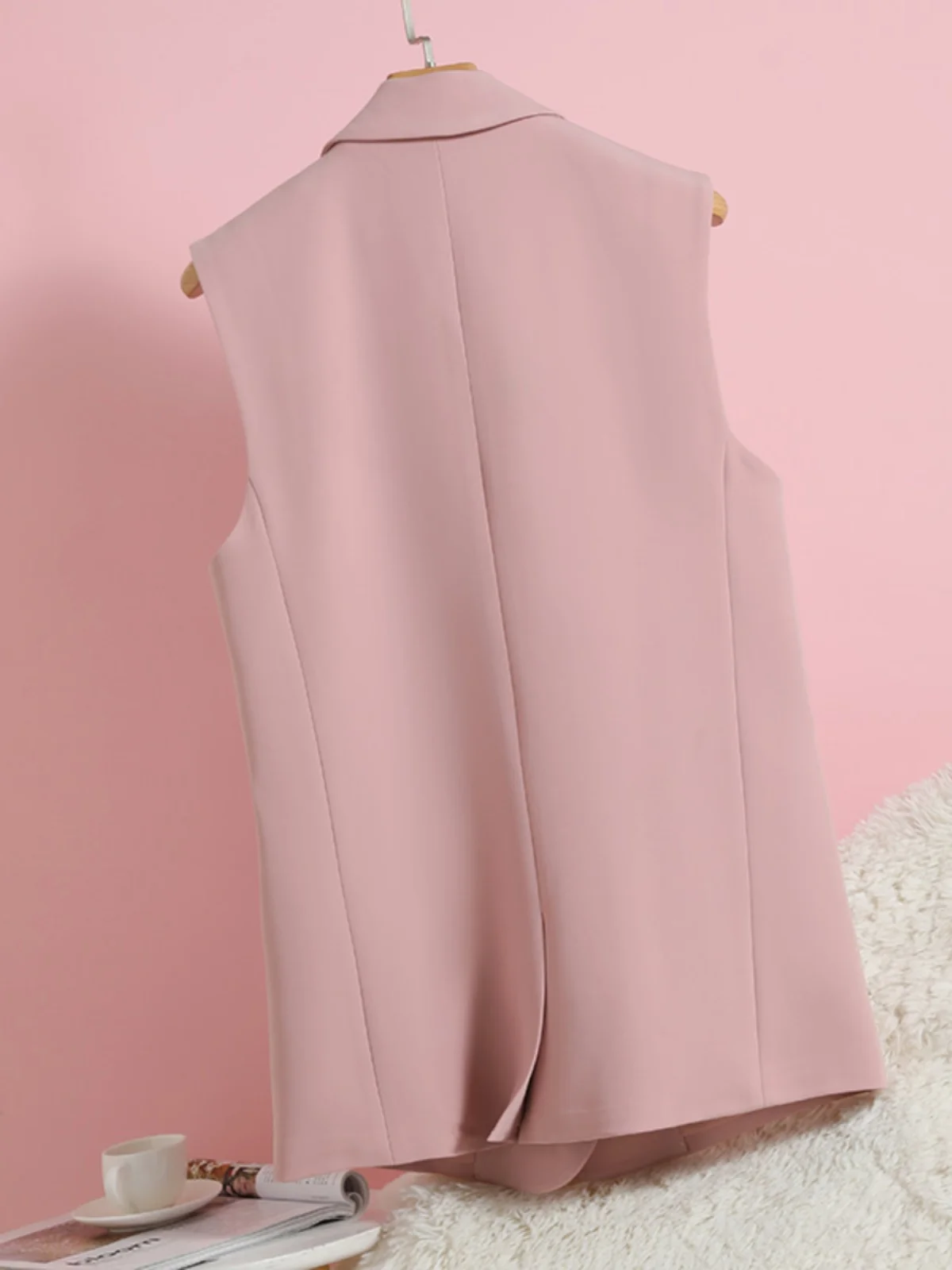 Женский однотонный двубортный жилет розовый жакет без рукавов с