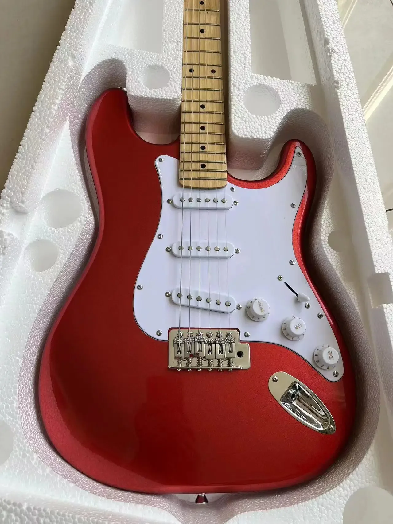 Отправка в течение 1 дня stratocaste-r custom body 6 строк электрической гитары наличии FJNKLLSDCCA