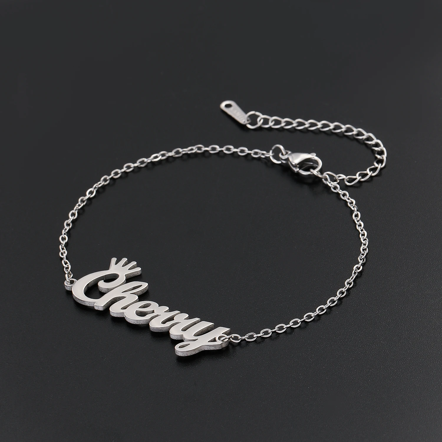 Элегантный браслет с именем на заказ персонализированный из нержавеющей стали