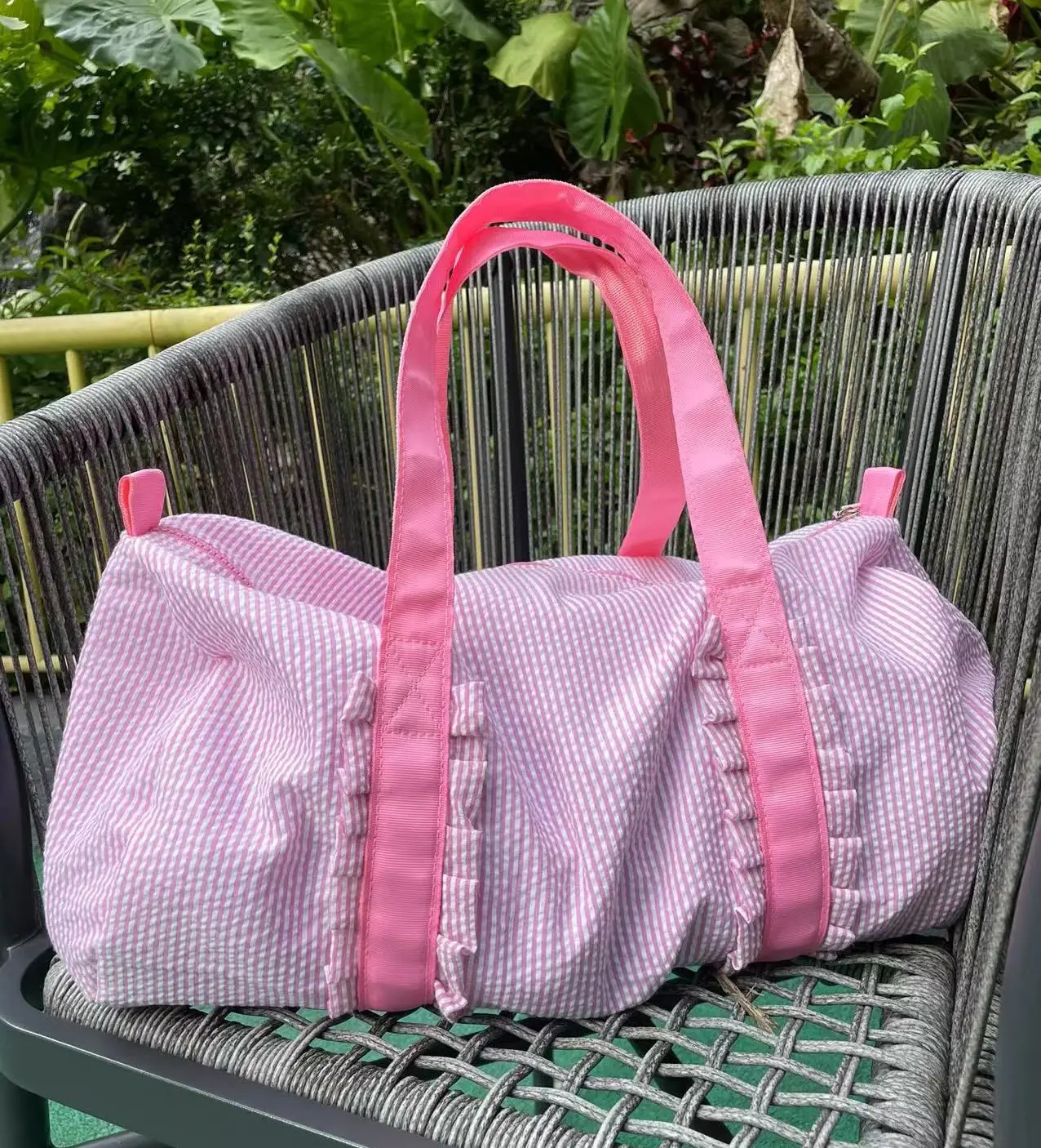 Kids Seersucker Ruffle Duffle Bags Pink/Purple Soft Preschooler Seersucker Traveling Backpack Bags For Vacation School Domil103