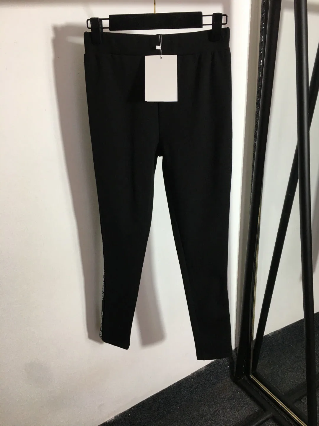 

W Brand New Arrivals Side Letter Webbing Elastic Showing Thin Leggings Yoga Pants Slim-Fitting Simple Style 20230299