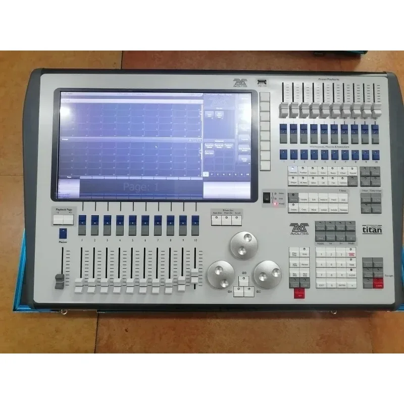 Пульт управления освещением Tiger Touch II Titan DMX512 Avolites Professional с кейсом для транспортировки (art.: 3920d4e439920) - 3920d4e439920