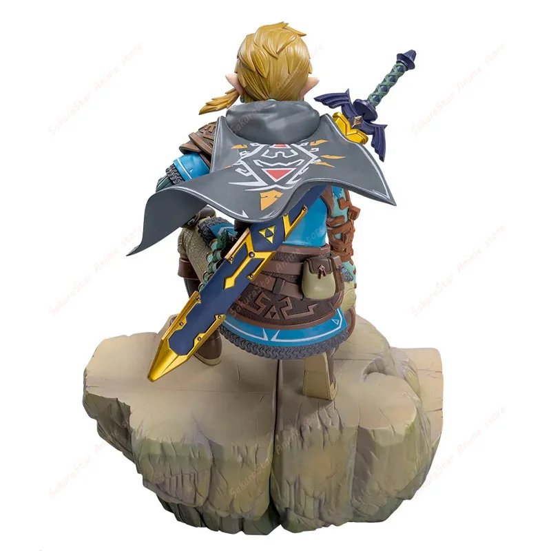 Фото В наличии: Оригинальная коллекционная аниме-фигурка SEGA FIGURIZMa The Legend of Zelda Link, модель куклы, подарок для любителей игр. №3