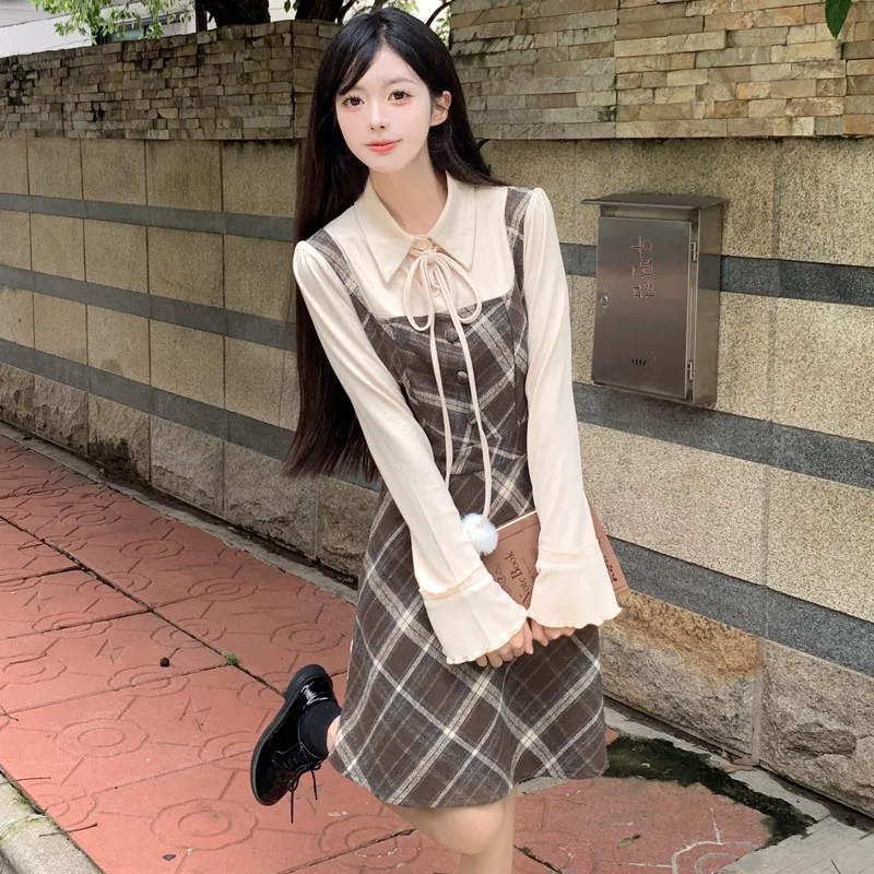 Винтажное платье для девочек осень и зима 2024 новинка школьников младших классов