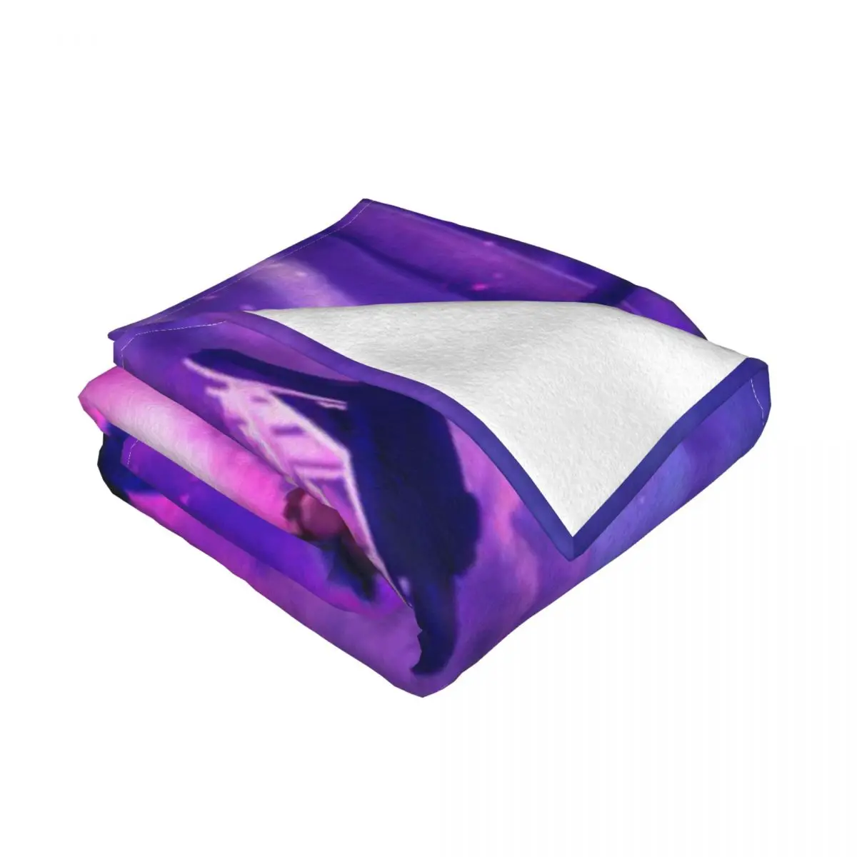 Kazumaji Ishin An Ultra-Soft Micro Fleece Blanket