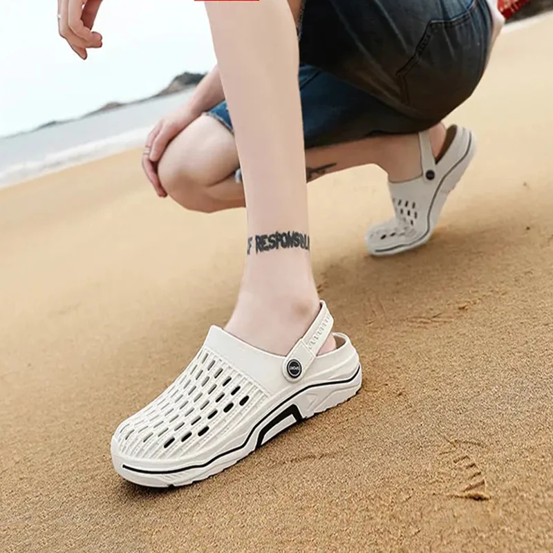 Women Sandals Hole Shoes Men Beach Shoes Light Sandals Slippers Outdoor Summer Non-slip Beach Hole Shoes Clogs Women's Sandal