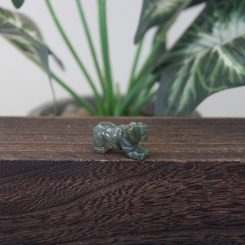 

Мини статуэтка тигра из натурального камня