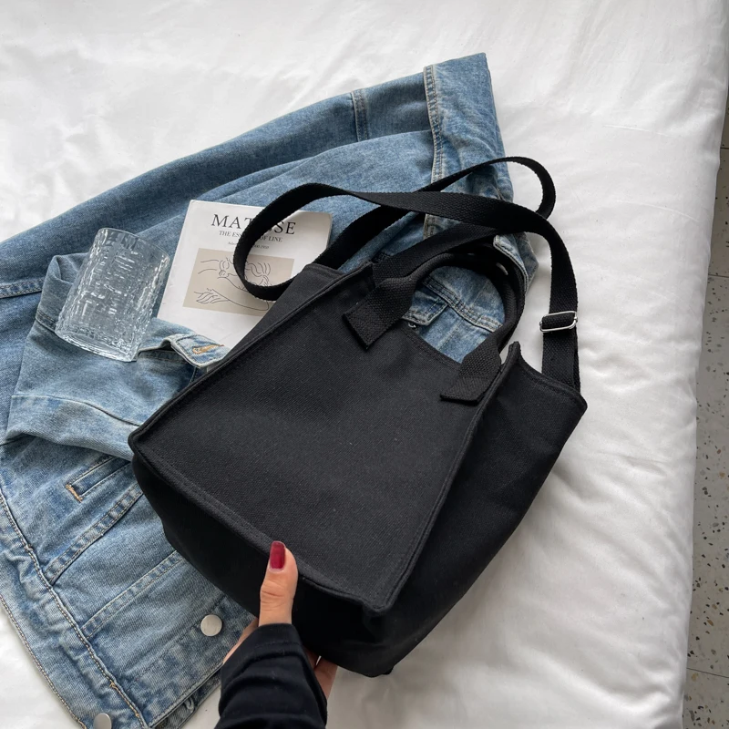 

2022 Fashion Handbags for Women Designer Smiley Face Bag Canvas Shoulder Bags Female Casual Bag Large Capacity Shopping Bags