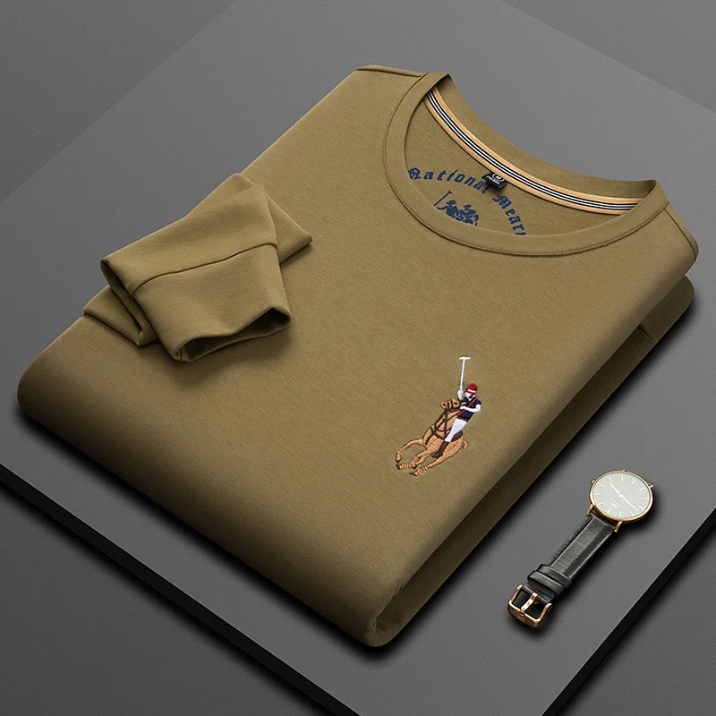 Рисунок 4 - Красивый и универсальный мужской свитер