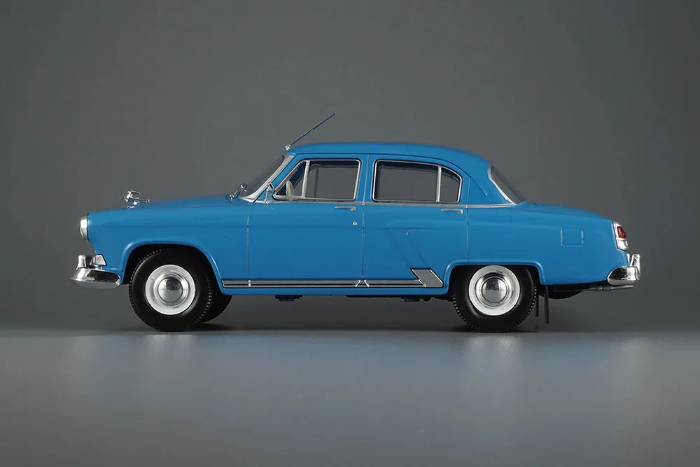 GORKY 21I VOLZHSKY CAR 1957 BLUE (USSR RUSSIAN) LEGENDARY SOVIET CARS #1 | ГОРЬКИЙ 21И ВОЛЖСКИЙ АВТОМОБИ Игрушки и