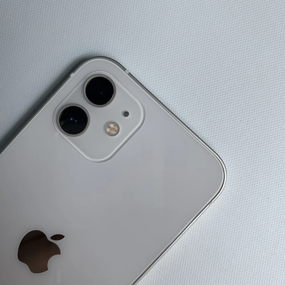 Фото Apple iPhone 12 с Face ID, 6.1-дюймовый экран, 4 ГБ ОЗУ, 64 ГБ/128 ГБ/256 ГБ ПЗУ, разблокированный, OLED-экран, чип A14 Bionic, двойная камера 12 МП. №4