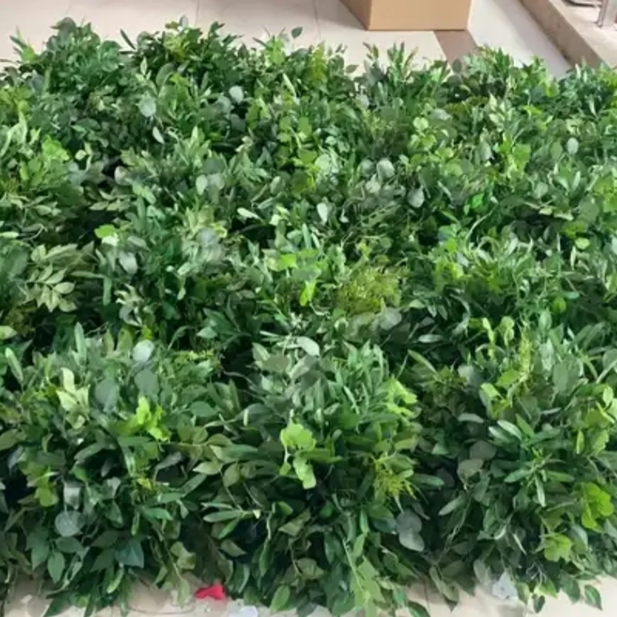 С высокой подставкой 50 см новый продукт зеленые листья искусственные цветочные