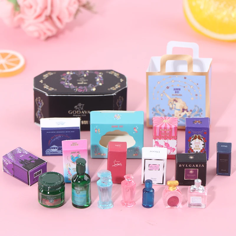 

Миниатюрная модель мебели в масштабе 18 шт./компл., кукольный домик, мебель для ванной комнаты, аксессуары для украшения спальни