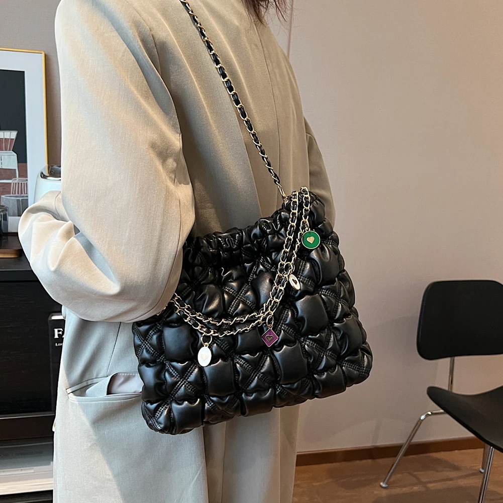 

Women Quilted Pleated Sling Bag Soft PU Quilted Satchel Bag Solid Color Stylish Drawstring Casual Handbags 2023 Girls Bag Travel