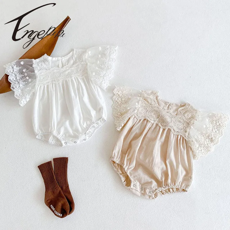 

Engepapa Fashion Style 2022 Summer Baby Girl Romper Big Flying Sleeves Jumpsuit Solid Color Sweet Lace Toddler Baby Girl Romper