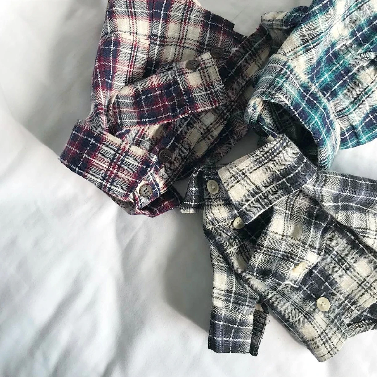 

Tricolor Plaid Shirt Summer Thin Dog Shirt Pet Clothes Spring 220416060