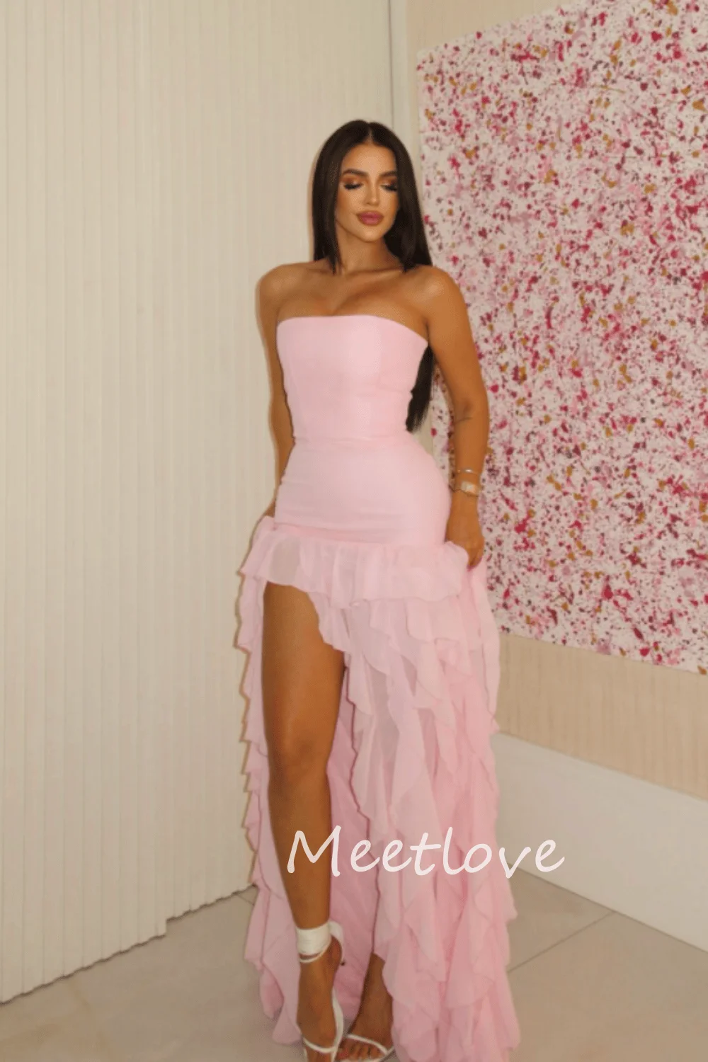 Фото Meetlove 2024, индивидуальное шифоновое платье Sheanth без бретелек без рукавов с многоуровневыми оборками длиной до пола, вечернее платье, торжественное платье №1