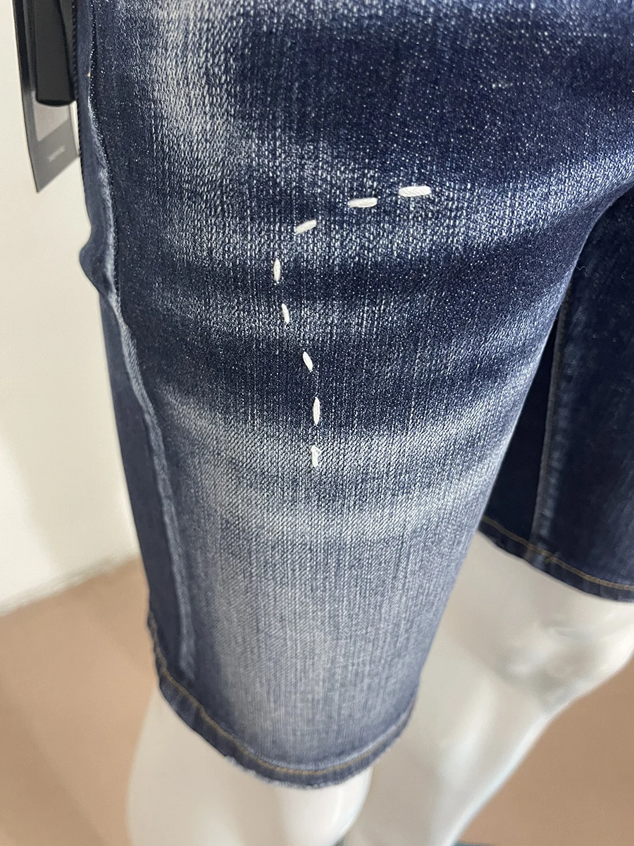 2023 Spring and Summer New D2 Jeans Men's Denim Shorts Three-dimensional Cutting and Splicing Water-washed Speckle Paint Five-po