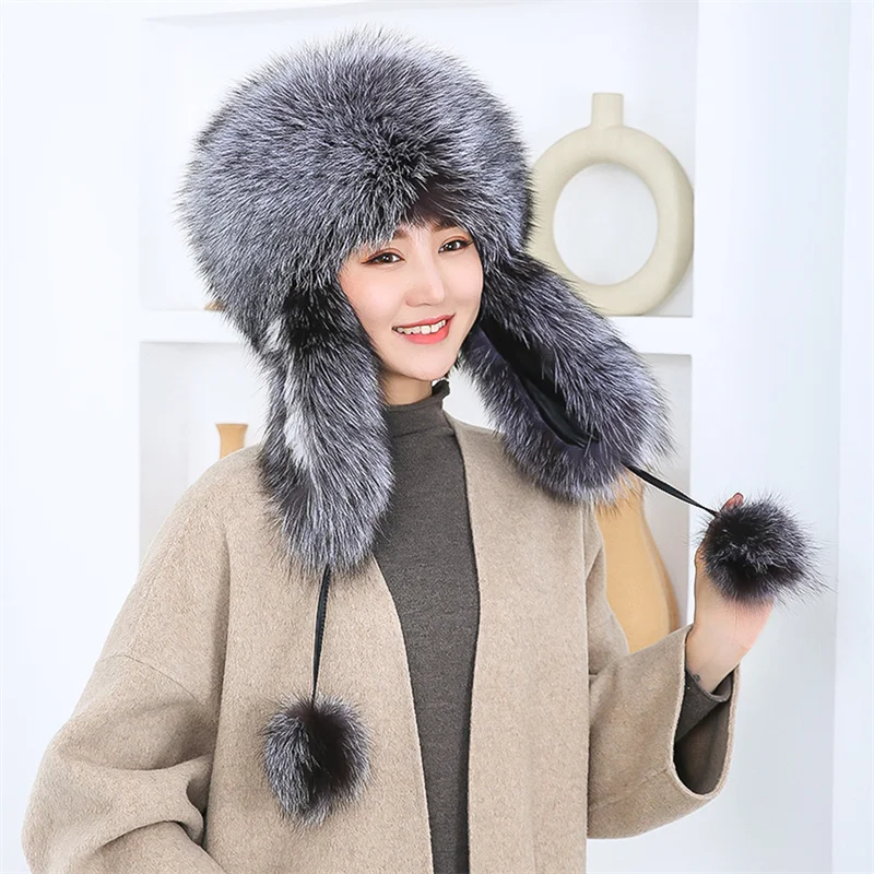 Russia's New Winter Ladies Natural Fox Fur Hat Knitted Warm Striped Hat Women's Good Elastic Windoroof Snowproof Fur Ear Hat