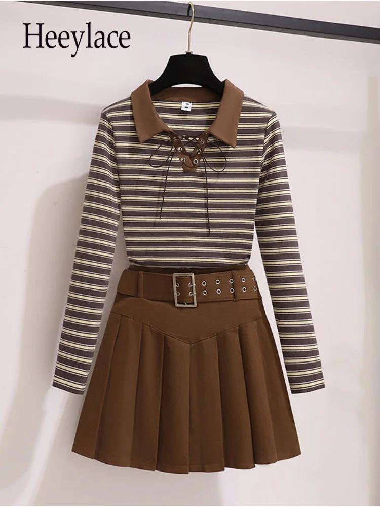 

Женский осенний комплект из 2 предметов, модный топ в полоску с отложным воротником и плиссированная юбка, комплект из двух предметов, женская одежда